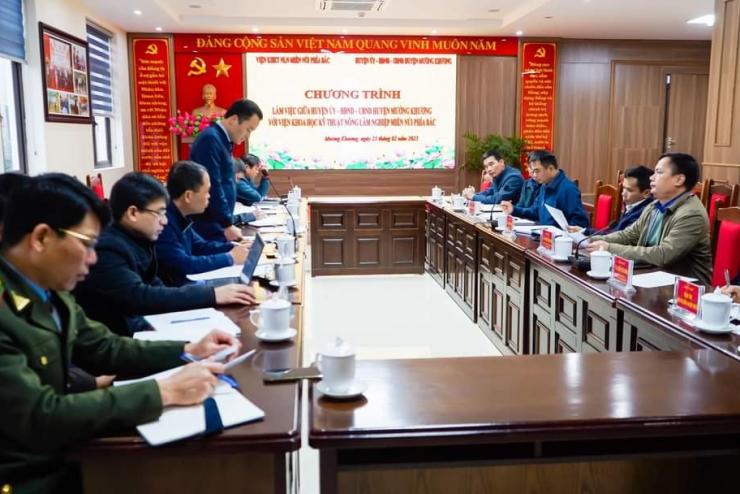 Huyện ủy, HĐND, UBND huyện Mường Khương có buổi làm việc với Đoàn công tác của Viện khoa học kỹ thuật nông lâm nghiệp miền núi phía Bắc